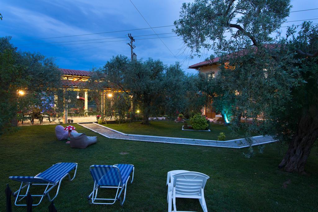 Pension Maria Astris Exterior photo